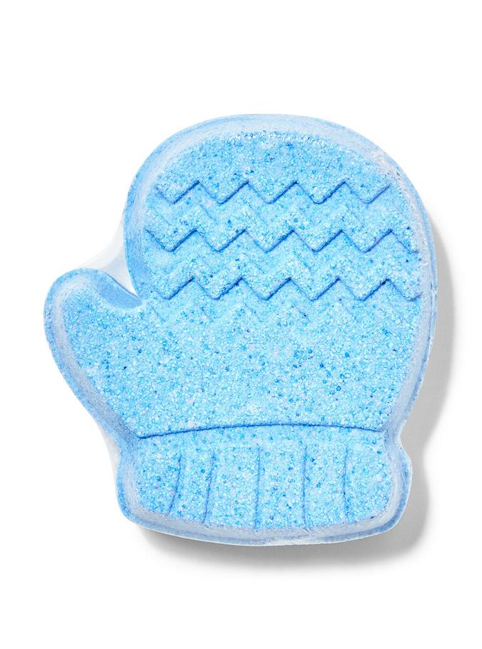 Bath & Body Works Frosted Coconut Snowball Bath Fizzy, 130 g / 4.6 oz Buy at Indicrest