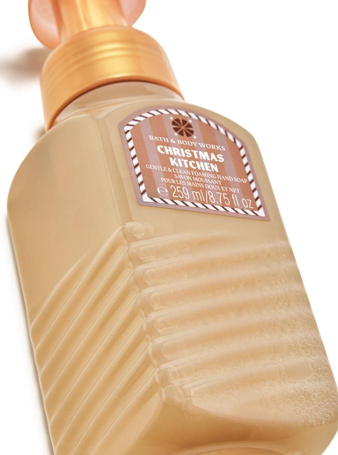 Bath & Body Works Christmas Kitchen Gentle & Clean Foaming Hand Soap, 259 ml / 8.75 Fl oz