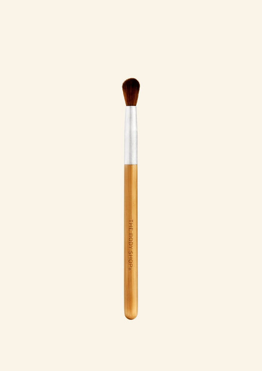 The Body Shop Eyeshadow Blending Brush, 1pc Buy at Indicrest