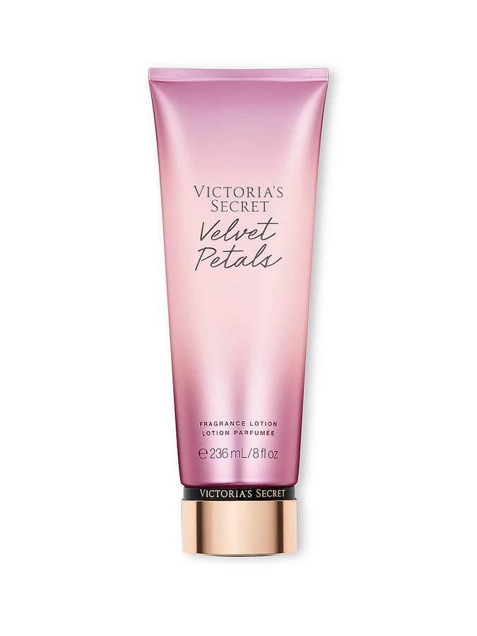 Victoria's Secret Velvet Petals Body Lotion, 236 ml/8 oz.