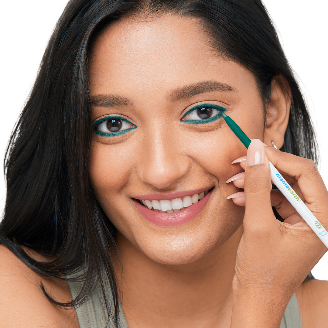 Mamaearth Long Stay Colored Kajal for 11-Hour Long Stay, Forest Green - Image 2 - Buy from Indicrest