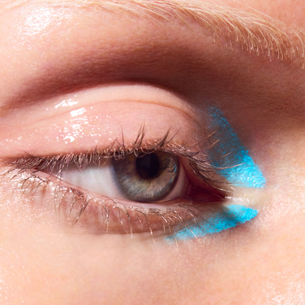 M.A.C. Colour Excess Gel Pencil Waterproof Eye Liner - Blueberry Milk, 0.35g Buy at Indicrest Image 4
