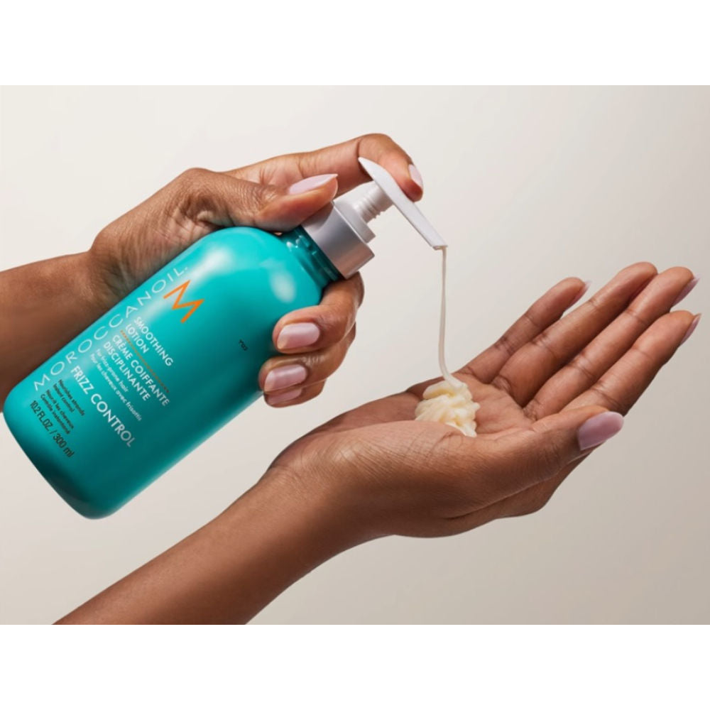 Moroccanoil Frizz Control Smoothing Lotion with Argan Oil for Medium Curly Coarse Hair, 300ml