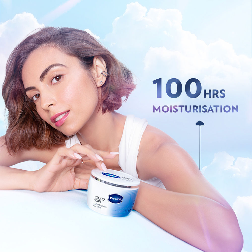 Vaseline Cloud Soft Light Moisturiser,100 Hours Non-Sticky Hydration,Ceramides & Hyaluron, 200ml Buy at Indicrest Image 4