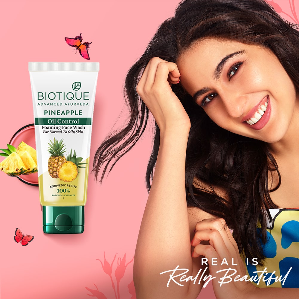 Biotique Pineapple Oil Control Foaming Face Wash, 300ml - Image 3 - Buy from Indicrest