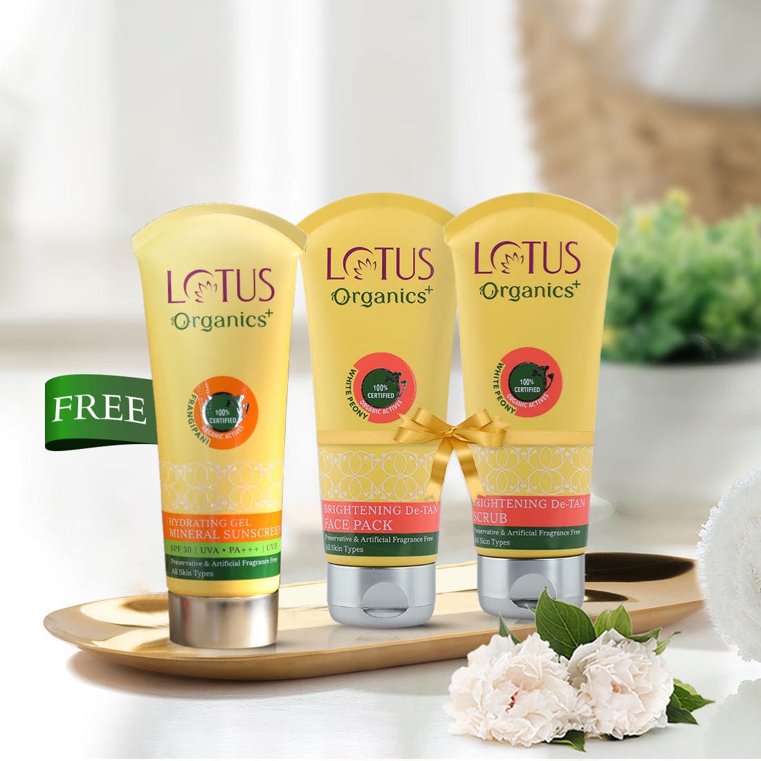 Lotus Herbals Organics+ Brightening De-tan Kit + Free sunscreen, 100g + 100g + 100g