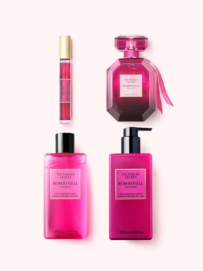 Victoria's Secret Bombshell Passion Fine Fragrance Mist, 250 ml/8.4 fl oz.
