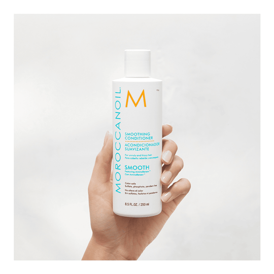 Indicrest Moroccanoil smoothing conditioner bottle Buy at Indicrest