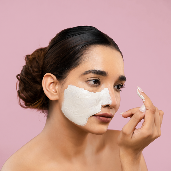 Lotus Herbals WhiteGlow InstaGlow Brightening 4-in-1 Facial Kit, 40g