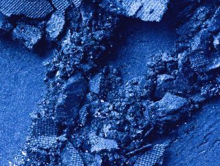 M.A.C Eye Shadow - In The Shadows Frost, 1.5g Buy at Indicrest Image 3