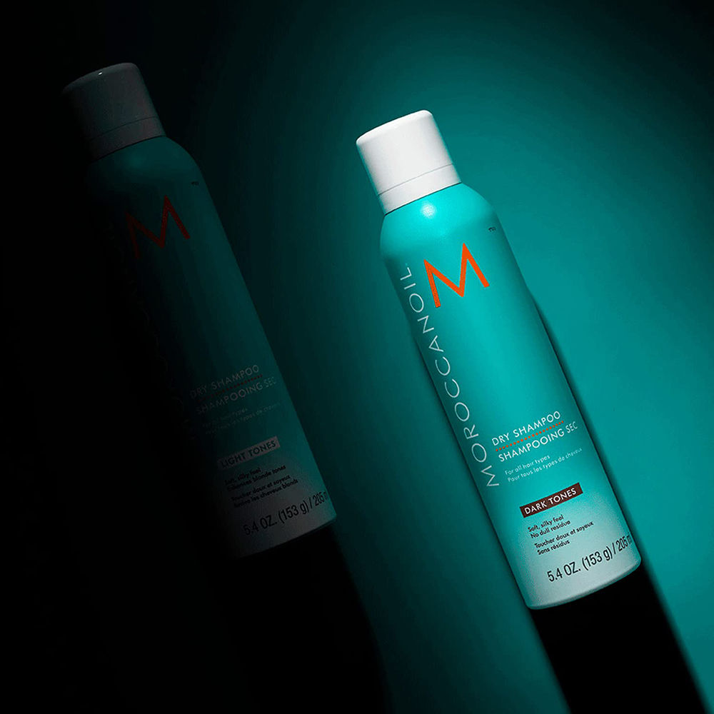 Moroccanoil Dry Shampoo Dark Tones | Argan Oil & Rice Starch | No Residue, Refreshes Brunette Hair, 217ml