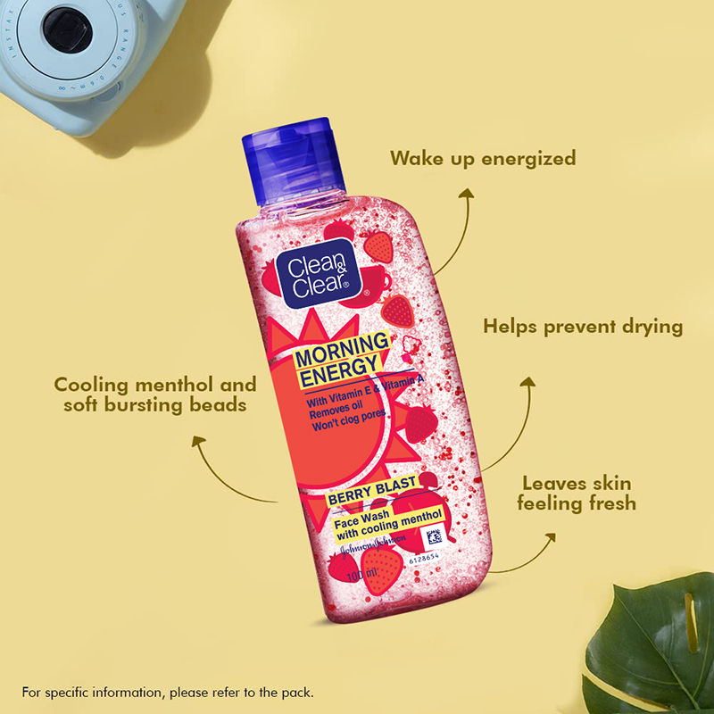 Clean & Clear Morning Energy Berry Blast Face Wash - Gentle Cleanser with Menthol for Oily Skin, 100ml