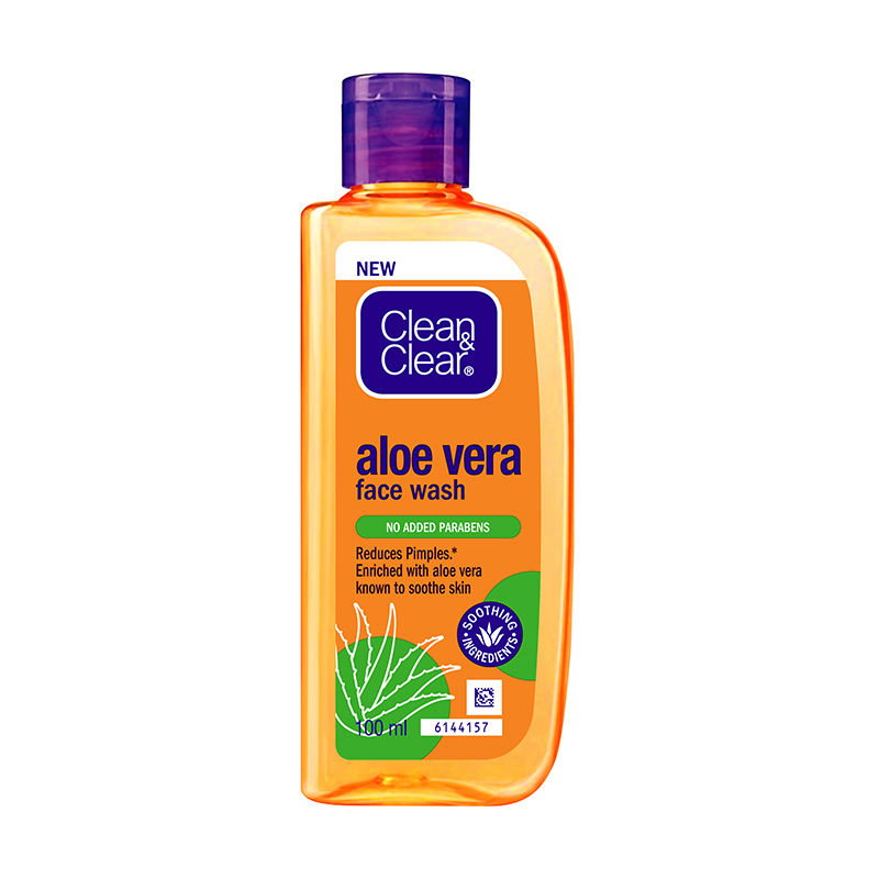 Clean & Clear Aloe Vera Face Wash - Gentle Hydrating Cleanser for Oily Skin & Reduces Acne In 7 Days, 100ml