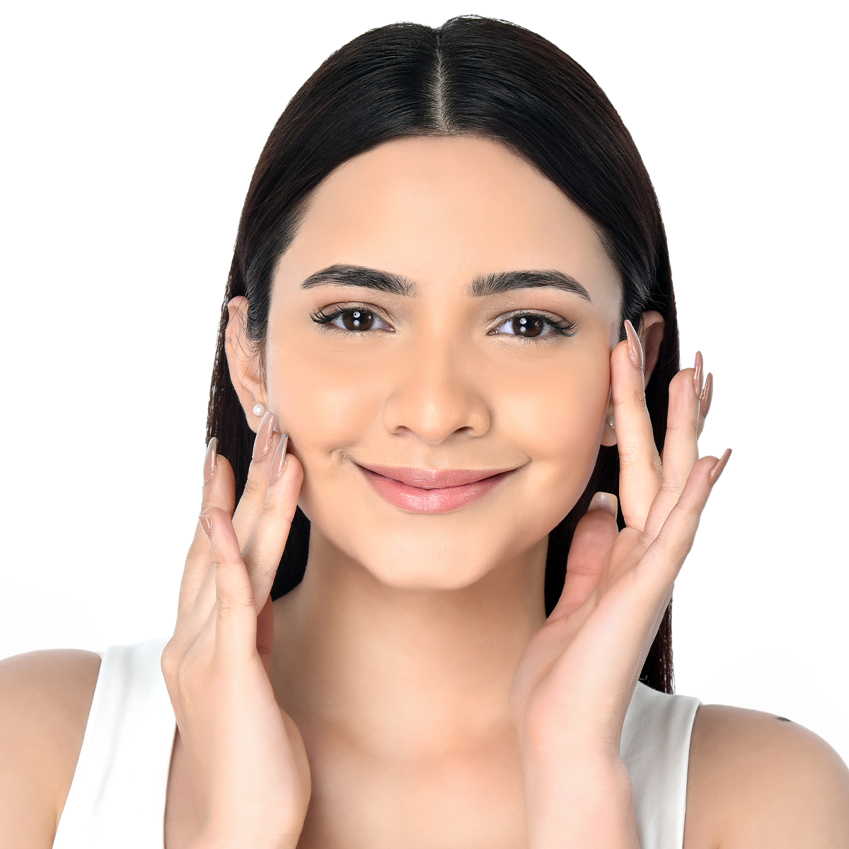 Mamaearth Glow Serum Foundation Mini Tube, Ivory Glow, 18ml - Image 2 - Buy from Indicrest