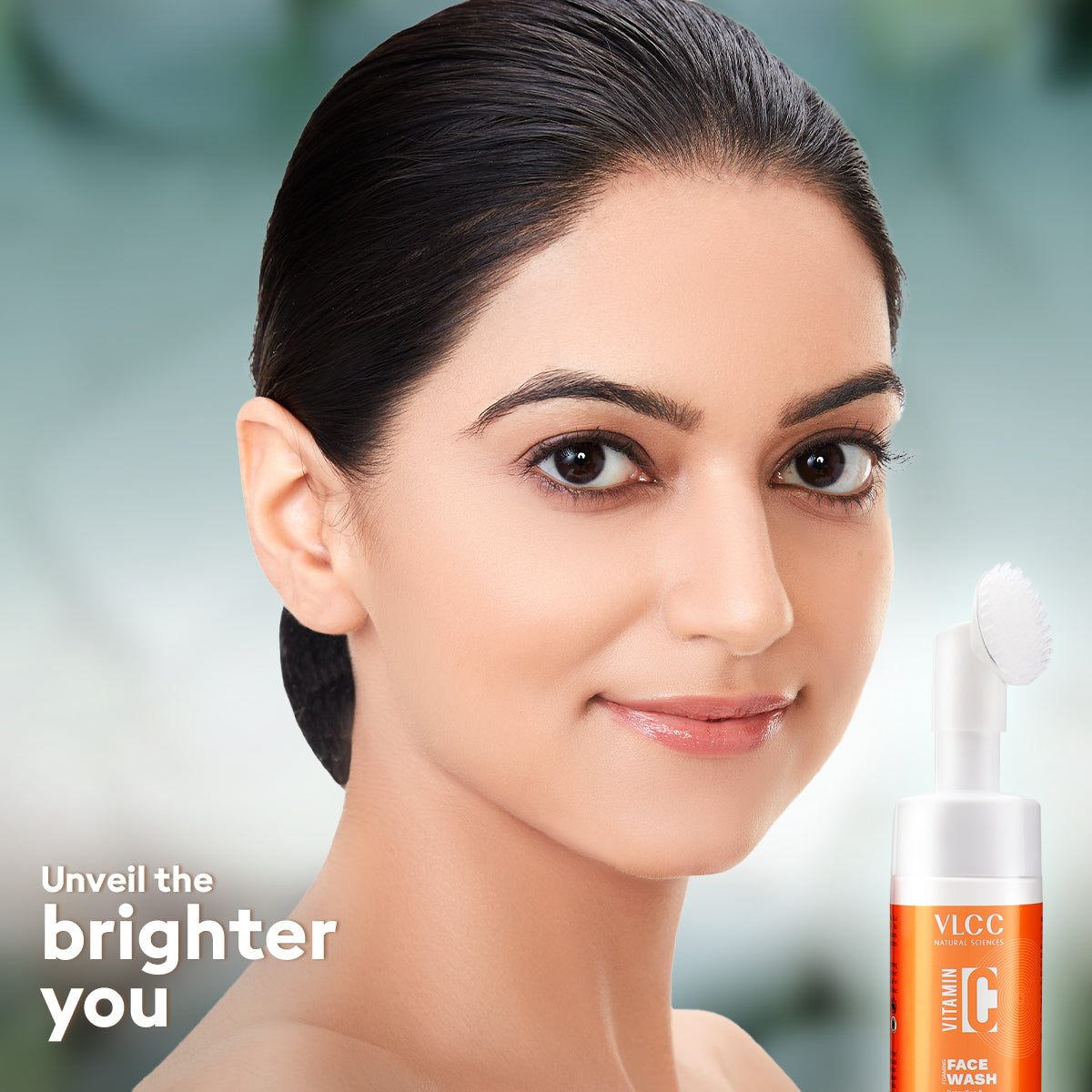 VLCC Vitamin C Foaming Face Wash  - 100 ml - Image 7 - Buy from Indicrest